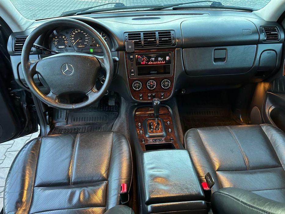 Sprzedam Mercedes ML270