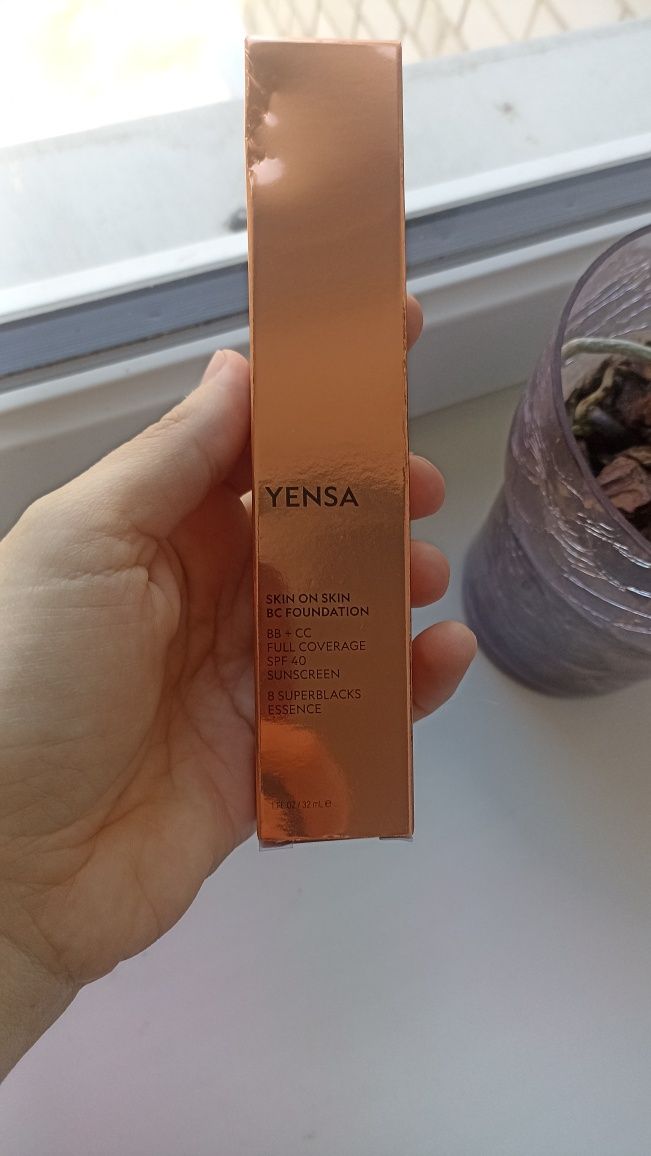 Тональний крем Yensa(мулатка)