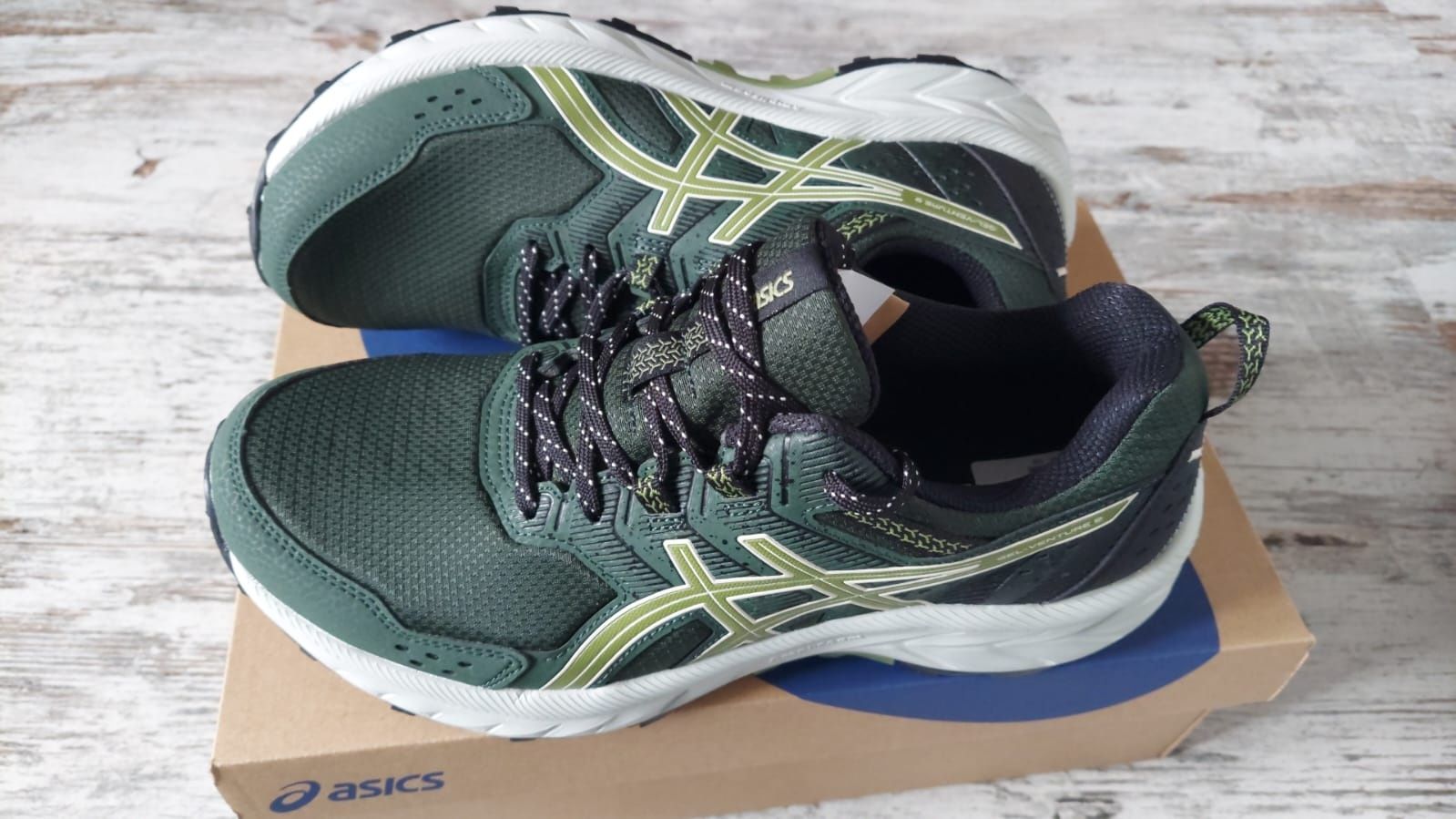 Asics Gel-Venture 9 r. 42