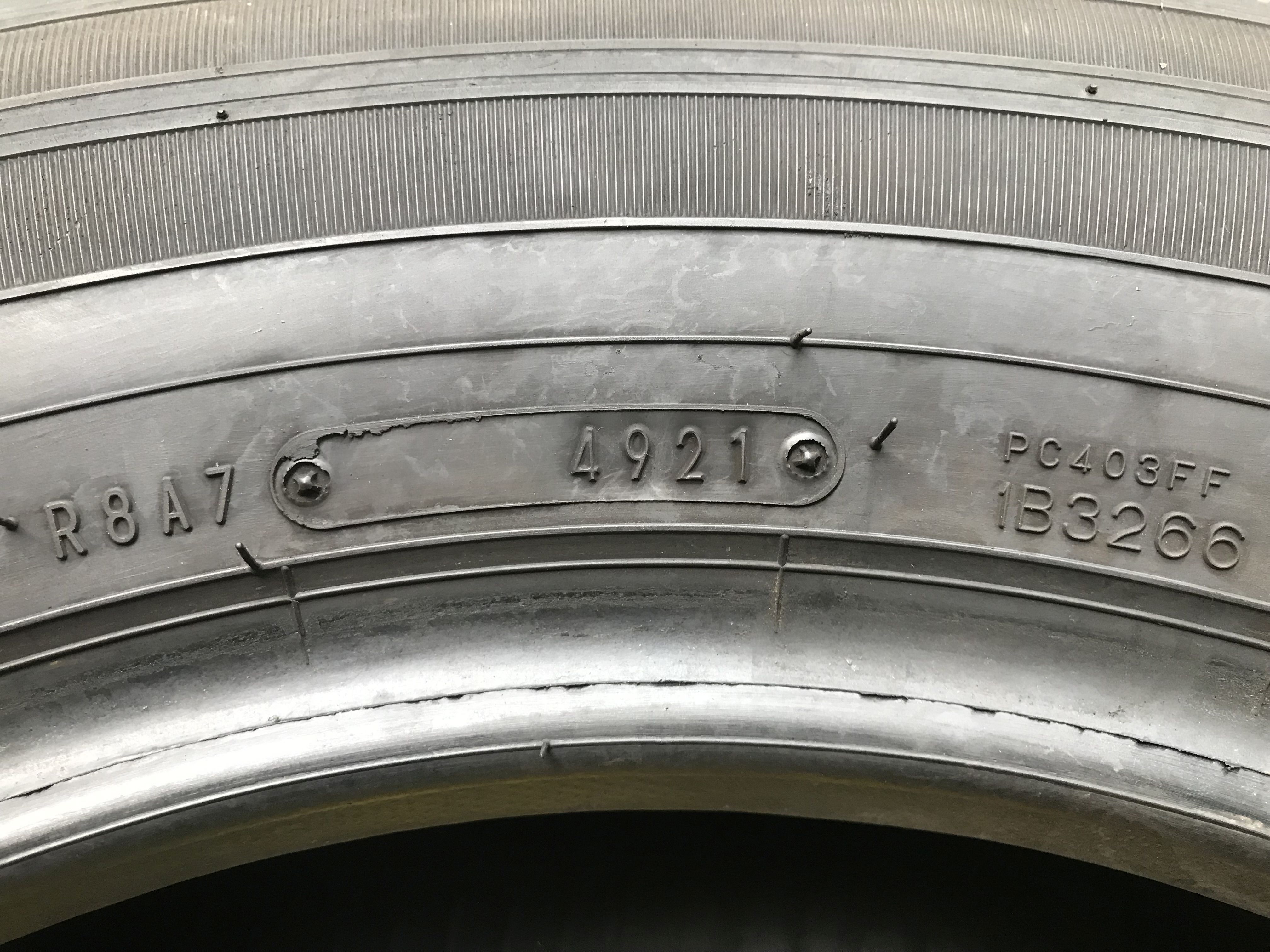 Opony używane letnie dostawcze 235/65R16C 115/113R Falken Linam VAN 01