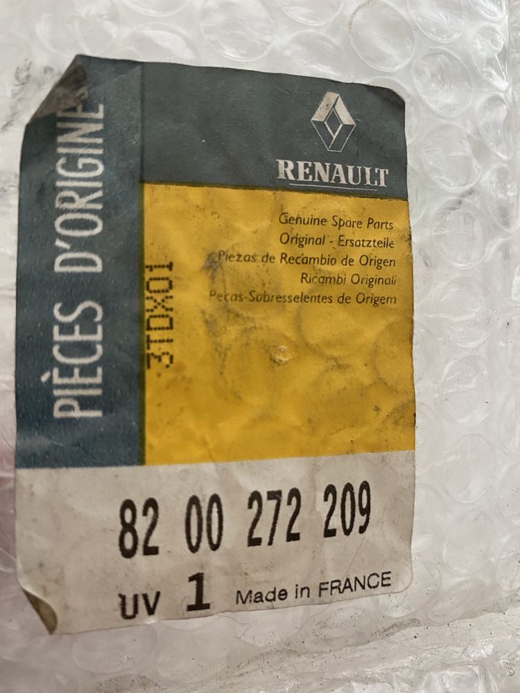 Продам комплект болтов для Renault!