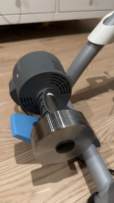 Trenażer rowerowy Tacx Flow Smart