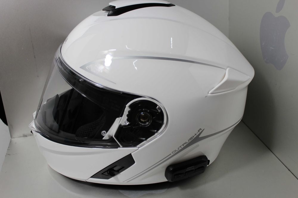 Мотошолом Чорний SENA Outrush R SP85 Bluetooth L-58-59см Type-C