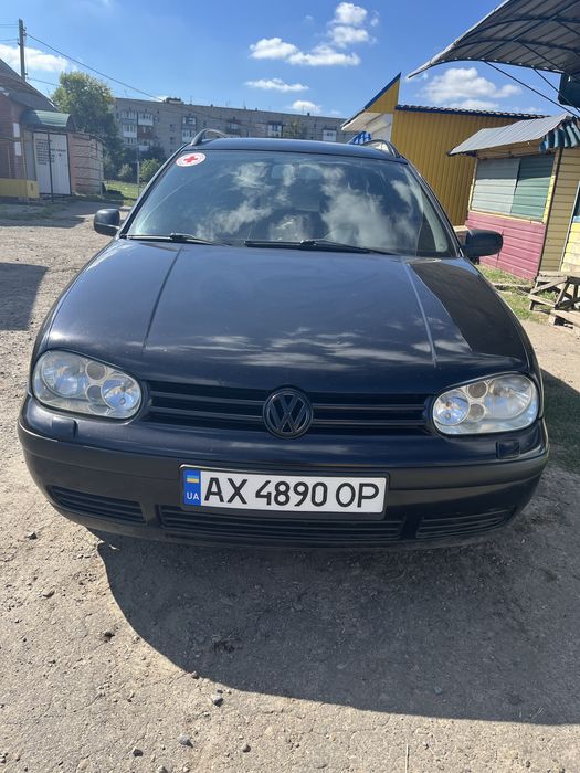 Продам автомобиль Golf 4