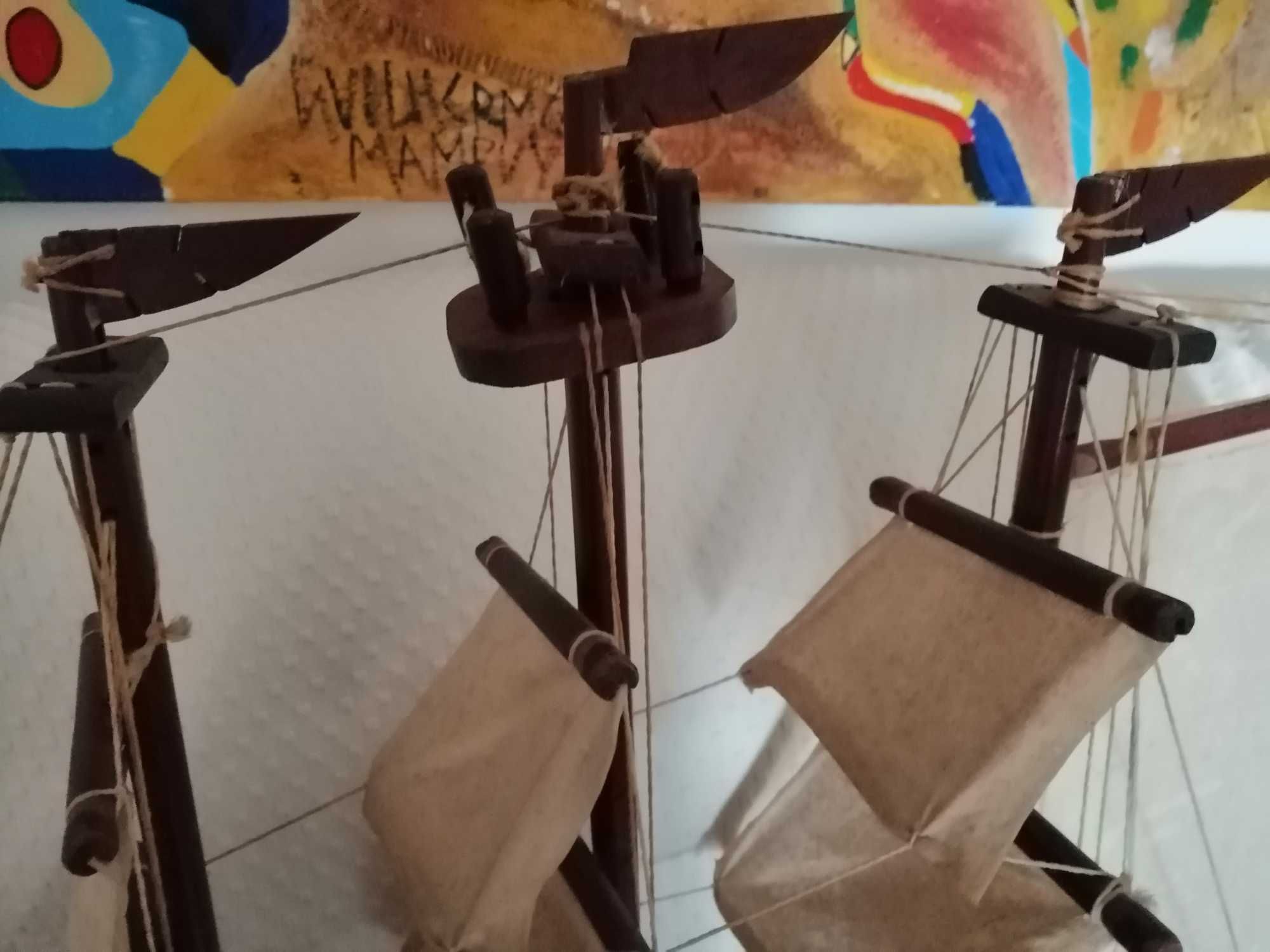 Caravela replica grande de madeira 78cm *68 cm preço reduzido
