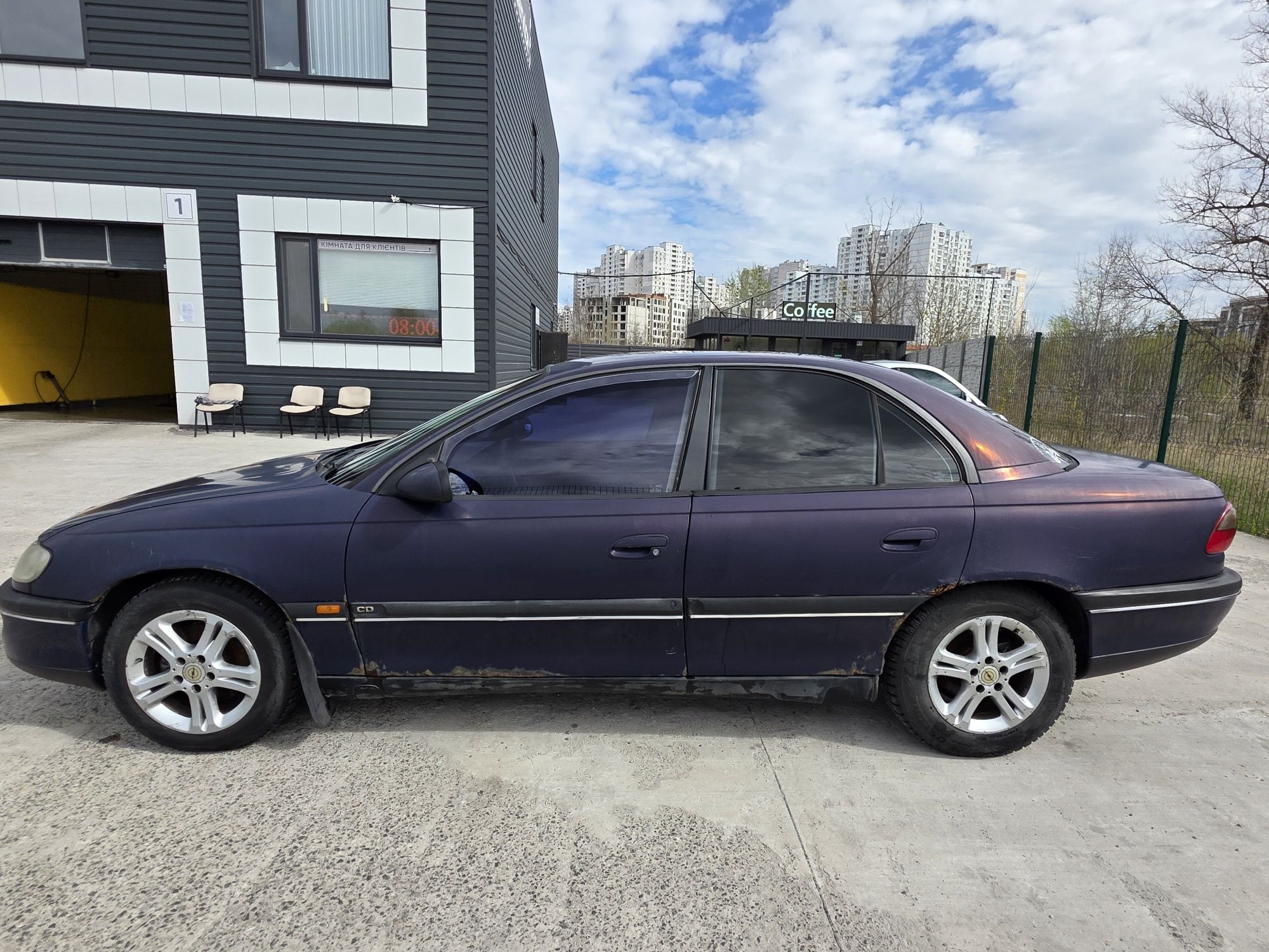 Opel Omega B 2.0 AT газ/бензин