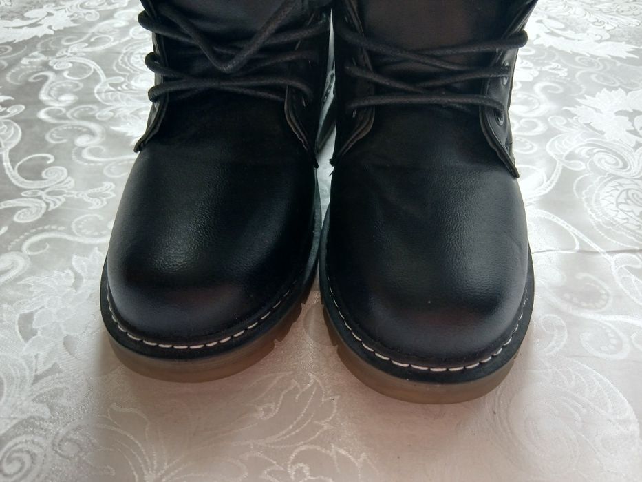 Черевики ( ботінки ) жіночі Lilley 
Нові