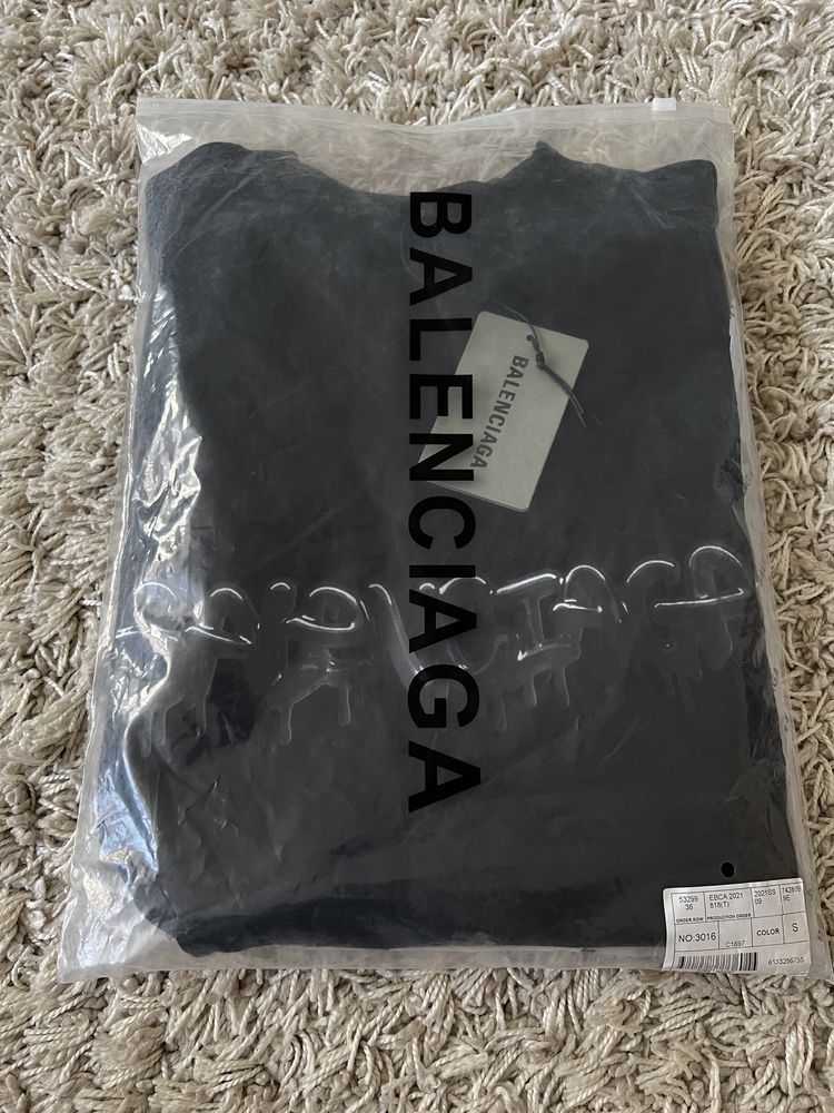 Balenciaga misbhv футболка