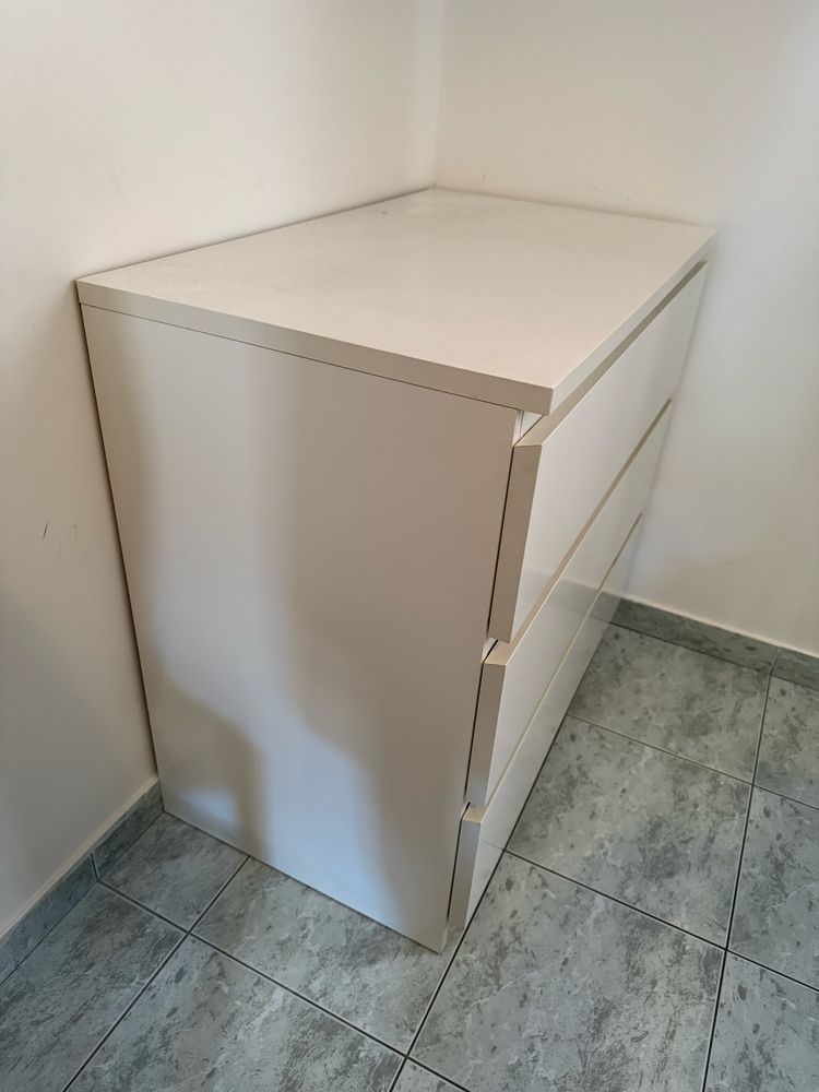 Cómoda Malm IKEA 80x78 c/3 Gavetas (PVP 89,99€)