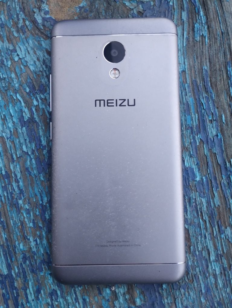 Meizu M3s смартфон