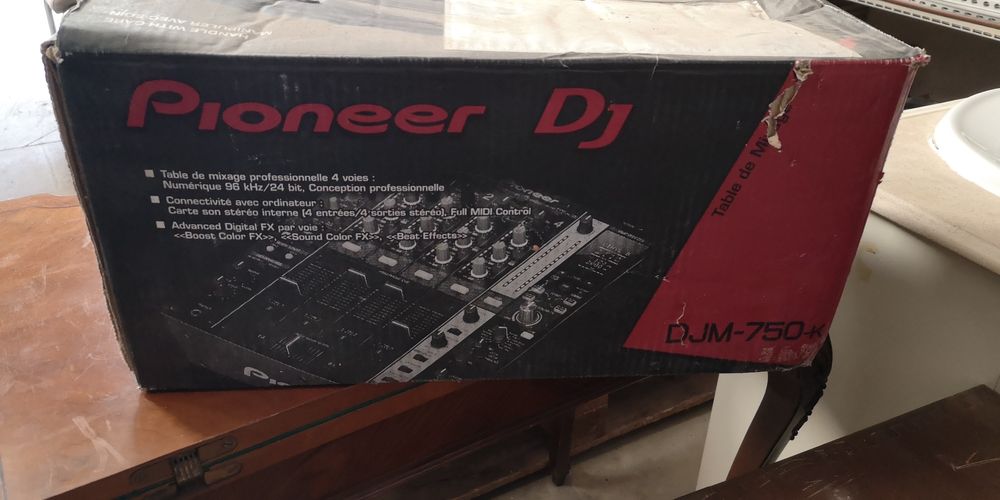 Mesa mistura DJ Pioneer DJM-750-K