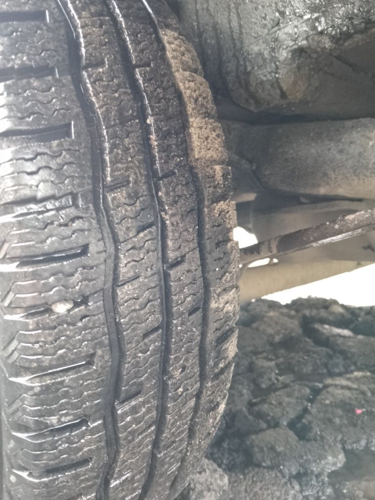 Продам Mercedes MB 100