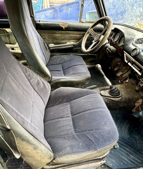 Автомобіль ВАЗ 2106