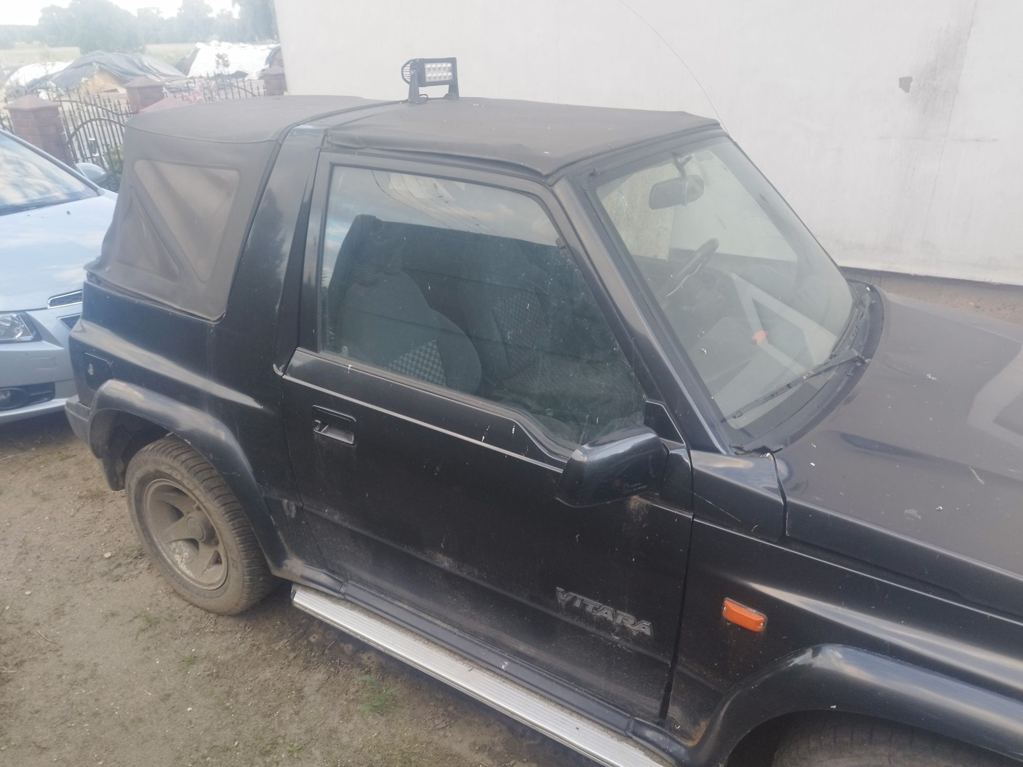 Suzuki Vitara I 1 cabrio 3d 1.6 16v