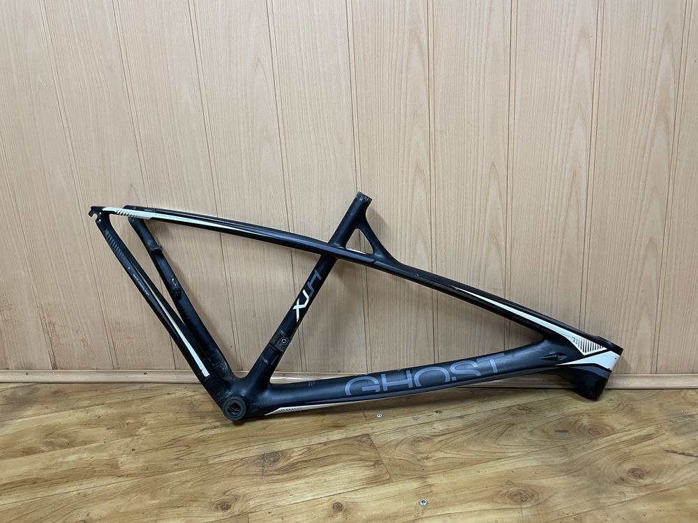 Vários quadros bicicletas