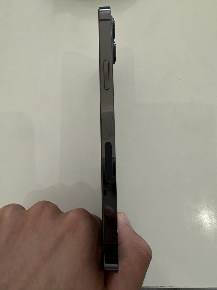 Iphone 12 Pro Max - 96% saúde da Bateria