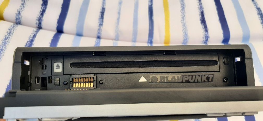 rádio do carro blaupunkt