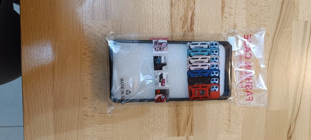 Sprzedam etui Xiaomi Mi 14T Pro
