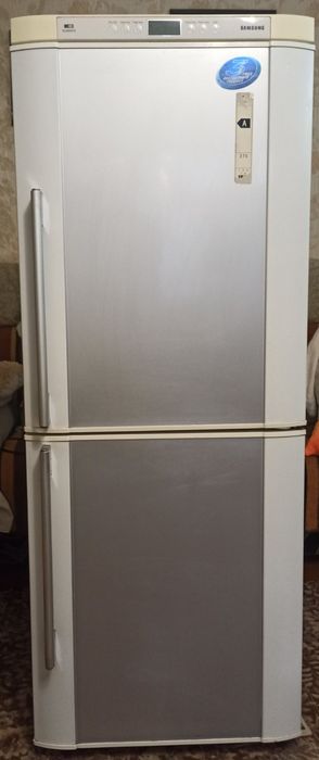 Продам рабочий холодильник SAMSUNG