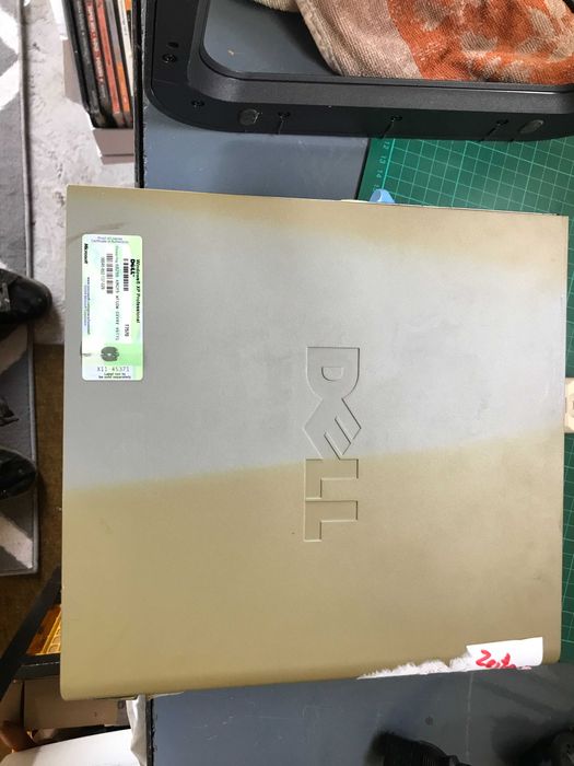 Komputer Dell jednostka centralna i monitor