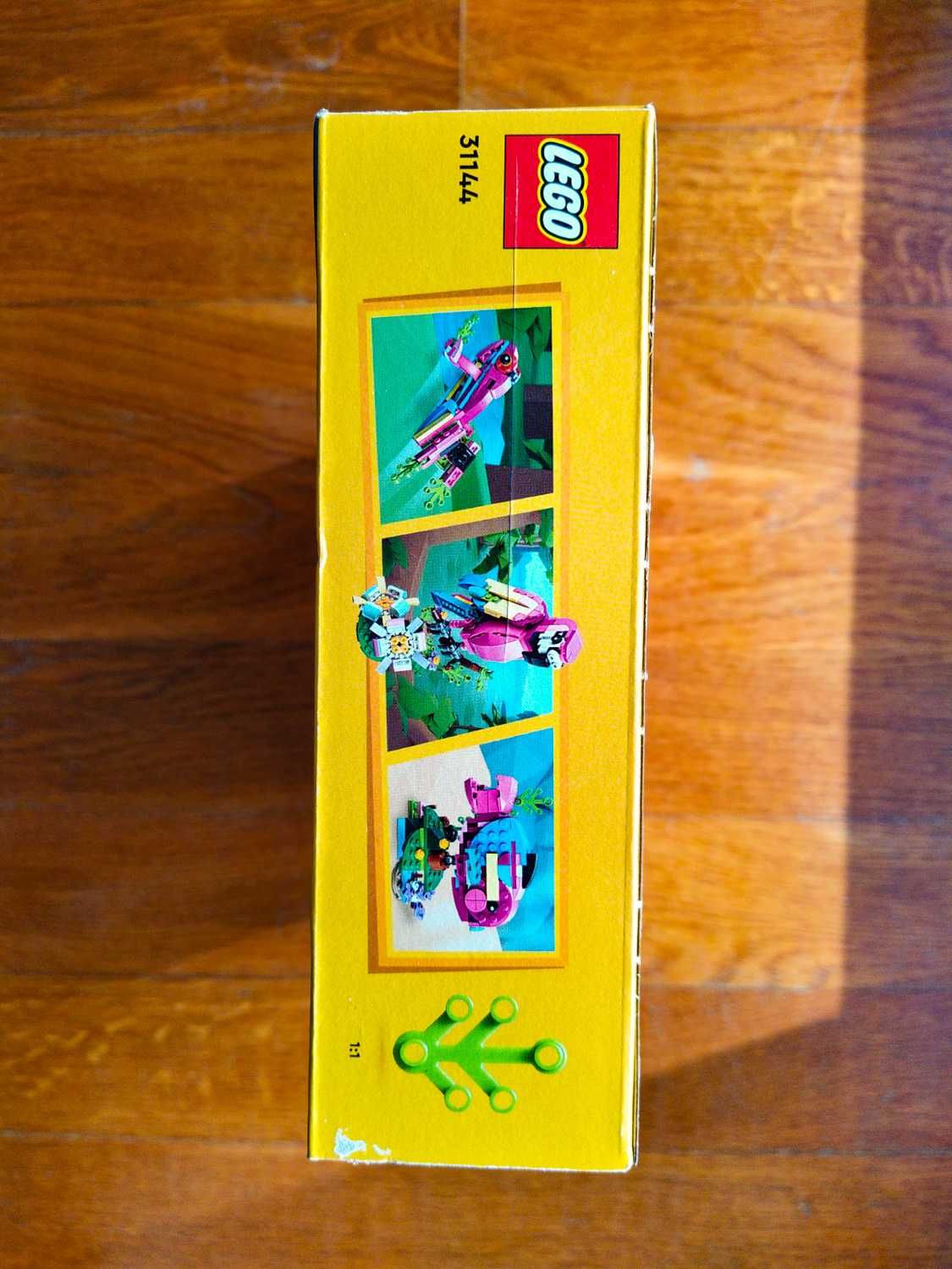 LEGO 31144 Creator 3 in 1 Exotic Pink Parrot