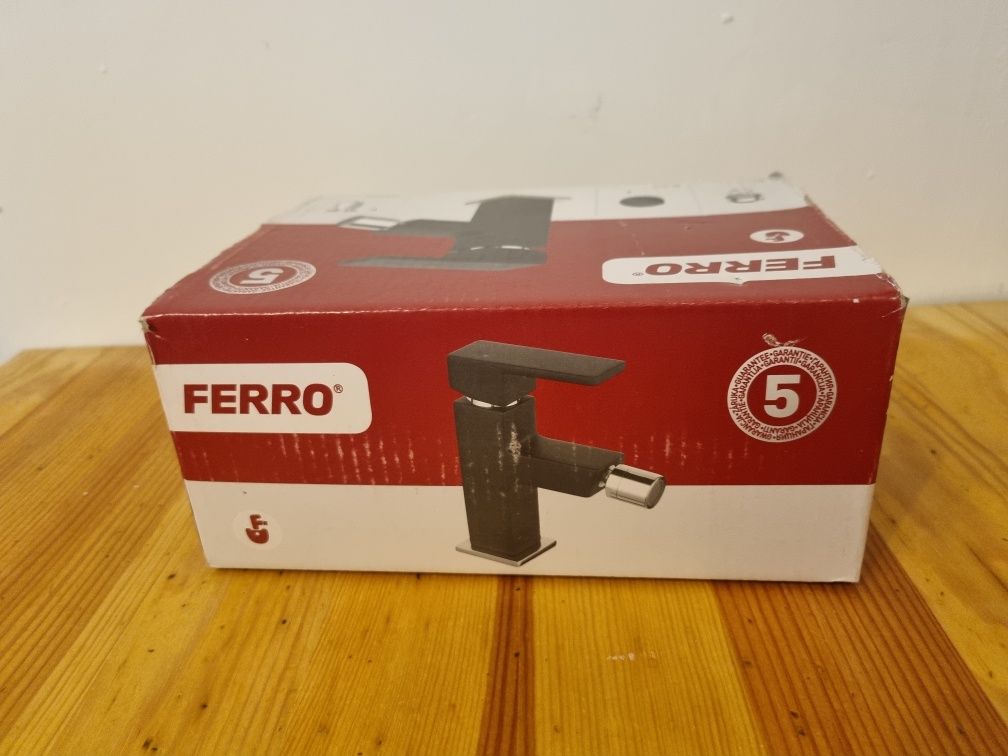 Bateria bidetowa Ferro Staccato czarna nowa