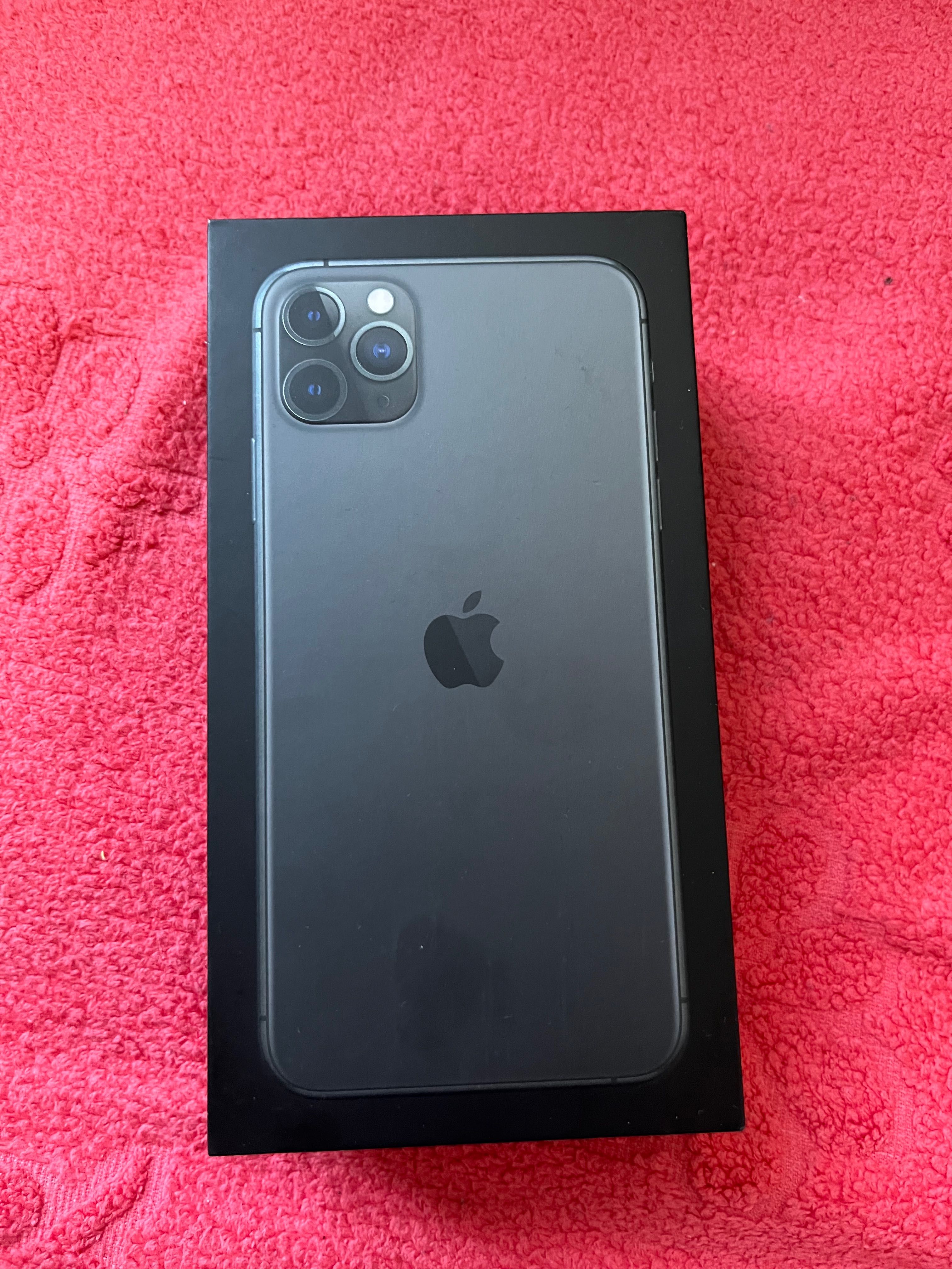 iPhone 11 Pro  max 256 GB