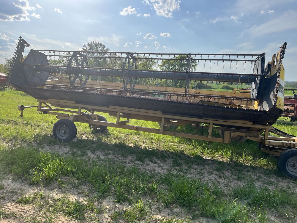 Kombajn New Holland TX66
