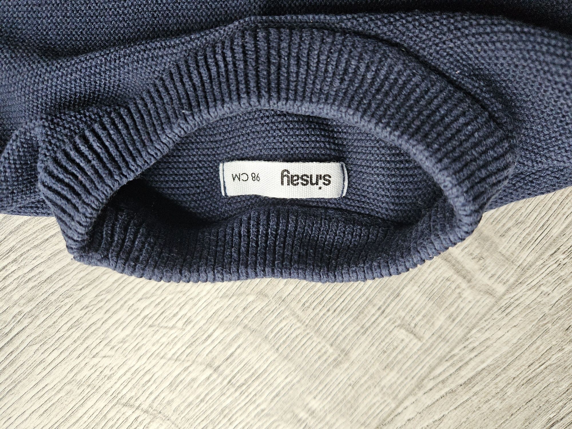 Sweter chłopięcy