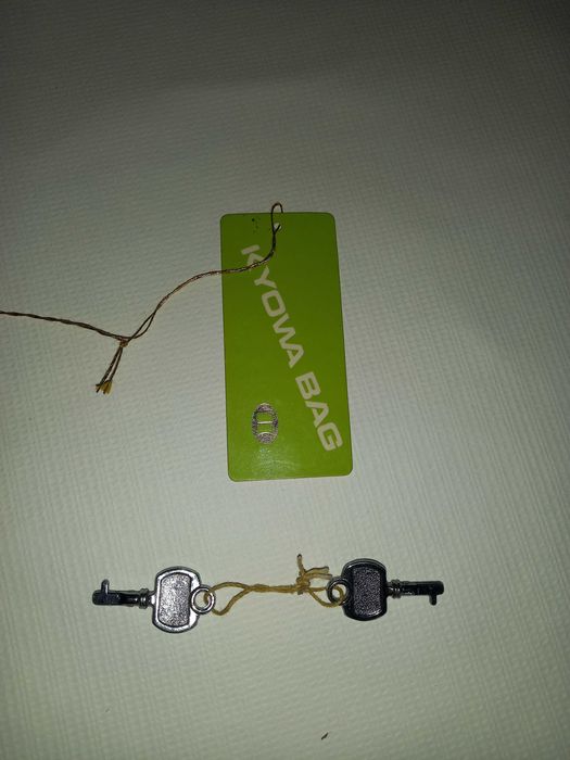 Кейс дипломат пластмассовый