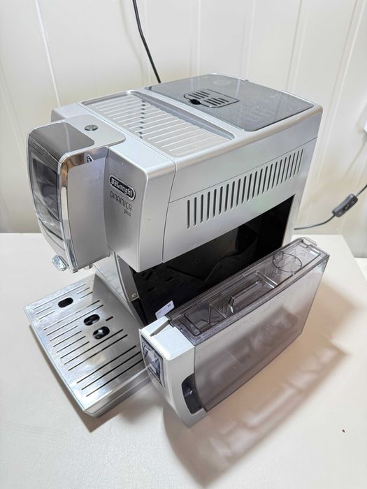 Ekspres Delonghi ECAM 370.95.S po całkowitym przeglądzie + gwarancja