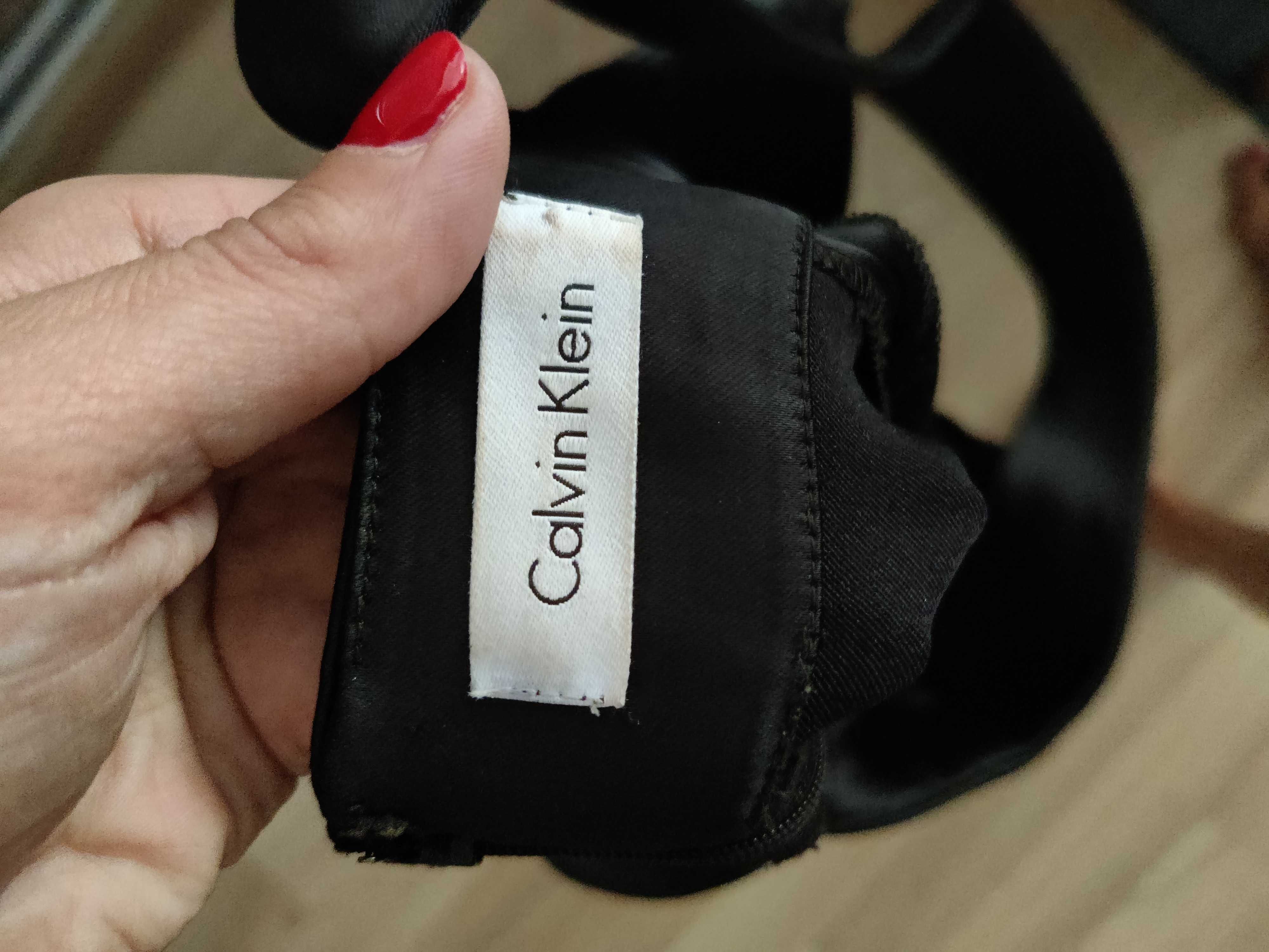 Sprzedam suknię wieczorową marki Calvin Klein w rozmiarze XS