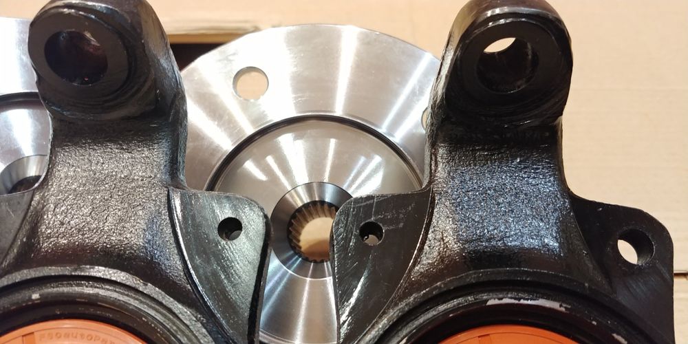 Усиленный ступичный узел на ВАЗ 2121-21213 Нива и 2123 Шевроле .