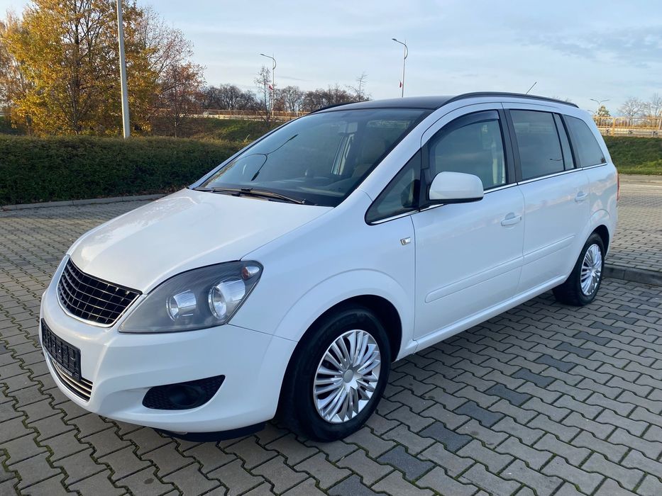 Opel Zafira *1.8 140 KM*2011*Navi*7-miejsc*Podg.fotele*Tempomat*Komputer