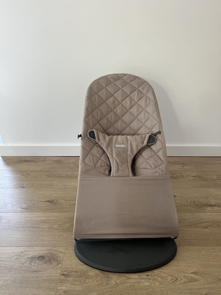 leżaczek babybjorn