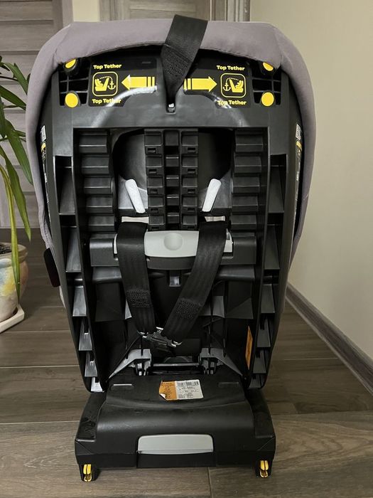 СРОЧНО!Продам дитяче автокрісло Maxi-Cosi MiloFix с изофиксом.