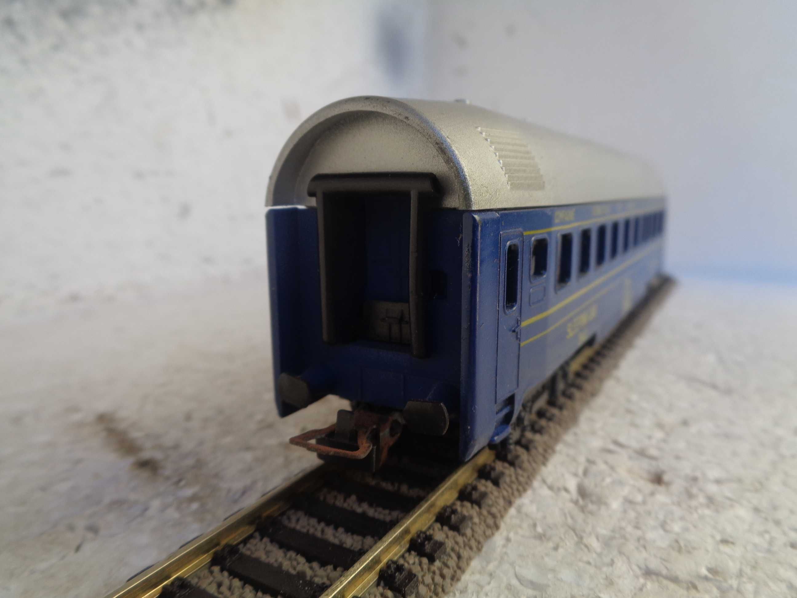 1:87 TEMPO Carruagem passageiros da CWIL Carro cama curto