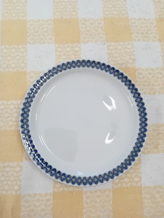 Serviço de louça de Coimbra ( sociedade porcelanas ) .