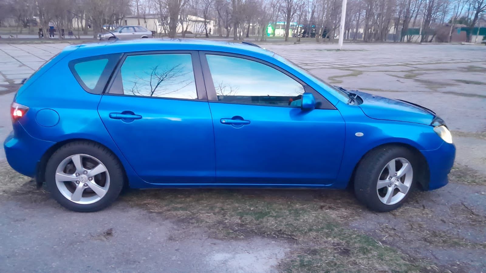 Продам Mazda 3 2006 год, автомат