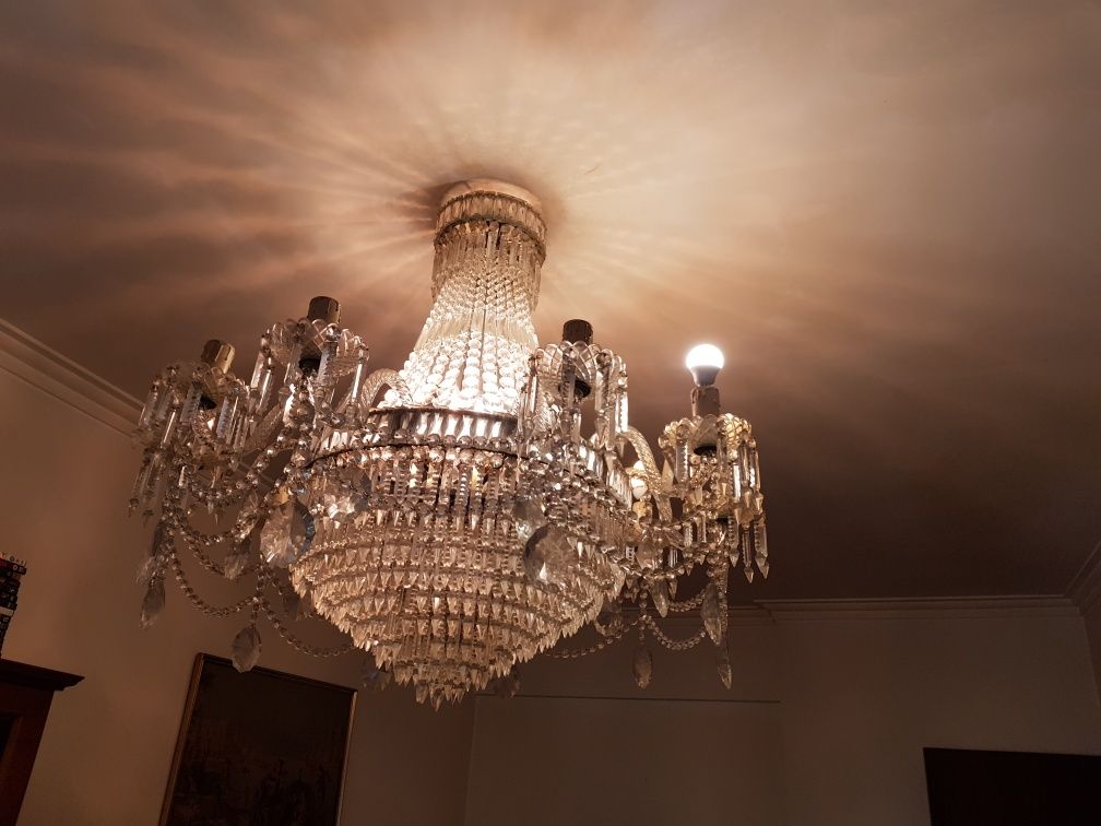 Lustre cristal.impecavel.motivo tecto baixo.