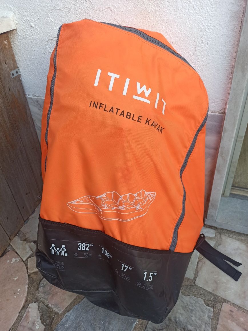 Kayak Decathlon para 3 pessoas