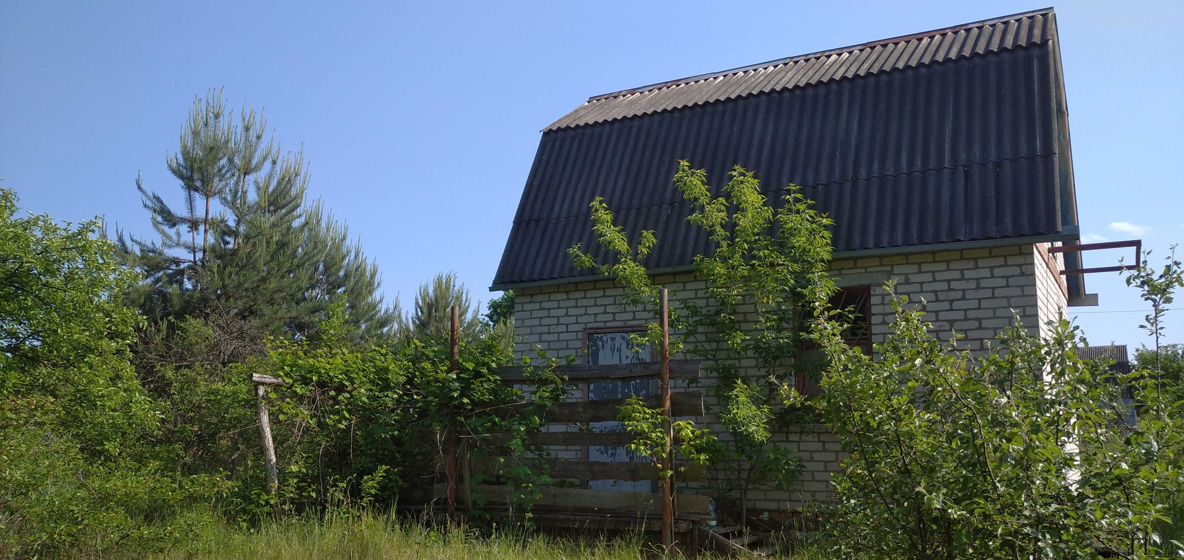 Дачний будинок з ділянкою в с.Веприк, фастівського р-ну.