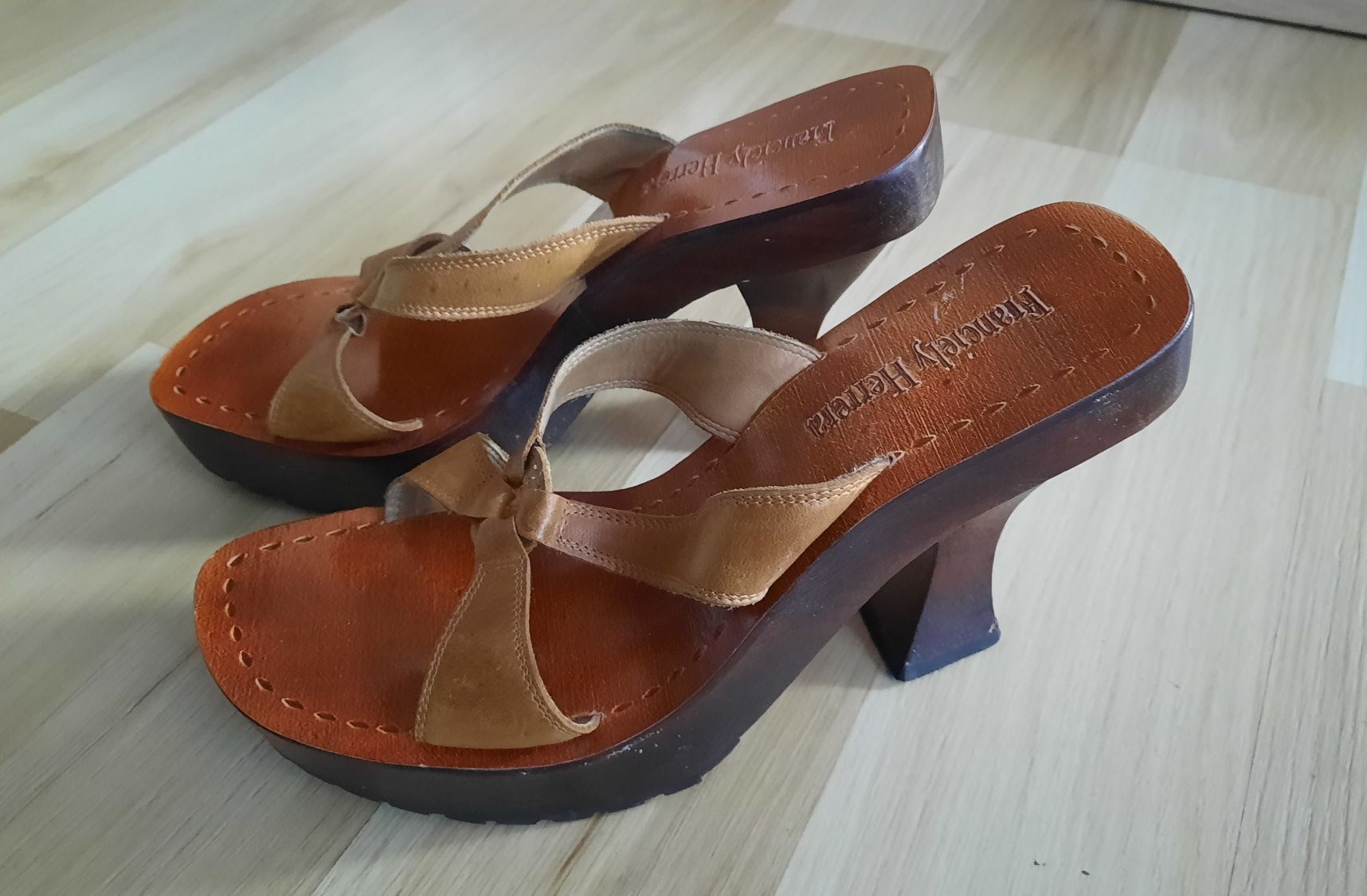 Franciely Herrera sandals  Odjazdowe damskie drewniane sandały 39 sexy