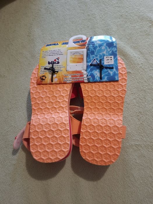 Новые босоножки Biti's на девочку подростка