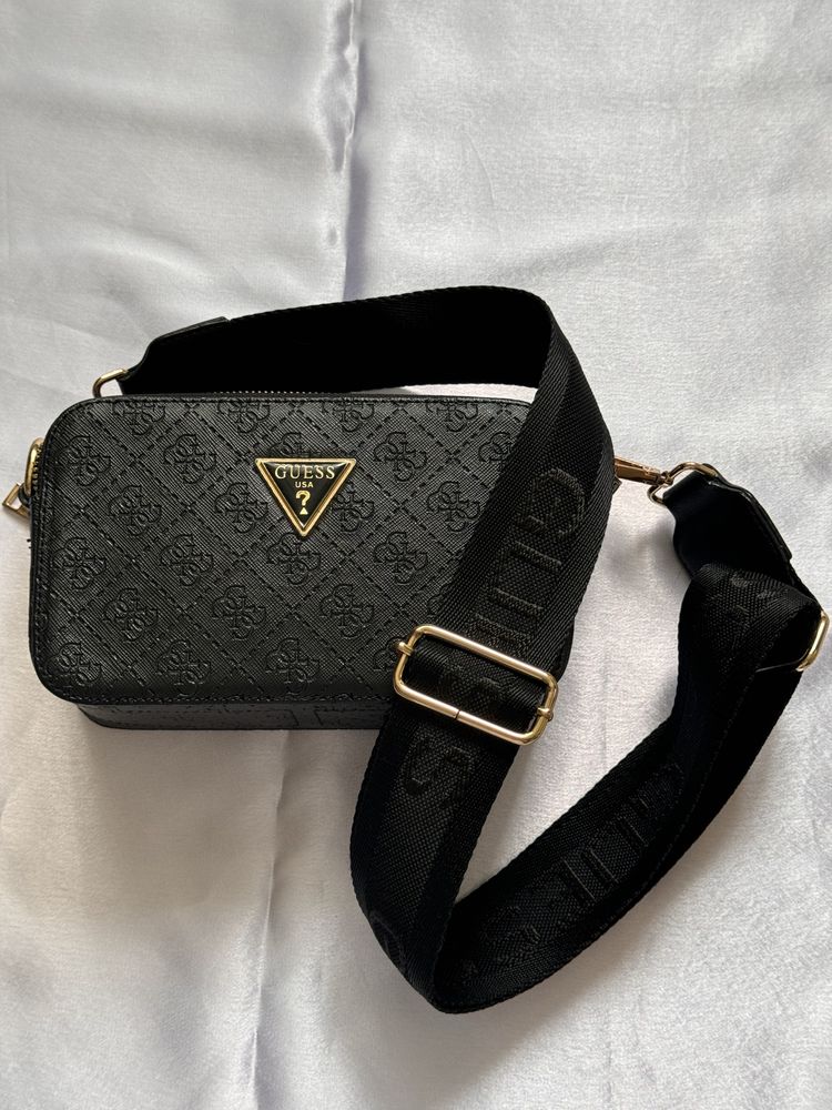 Сумка клатч Guess