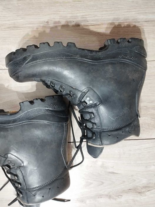 Lowa High Mountain boots size 8 buty trekkingowe automaty