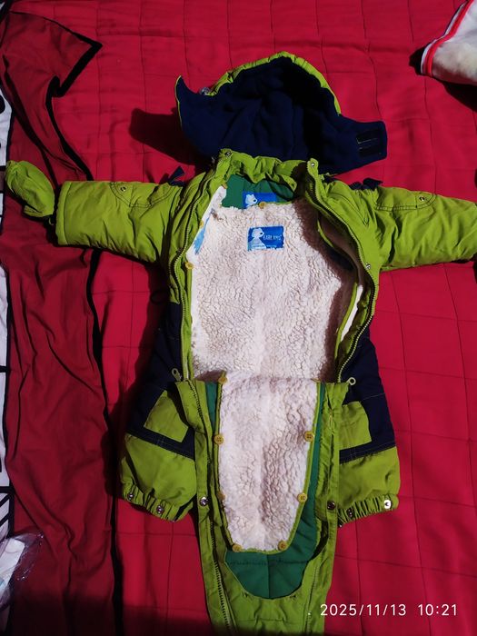 Зимовий комбінезон