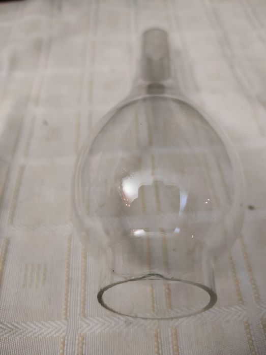 Klosz lampy naftowej 18 cm. Kominek Wiener do lampki