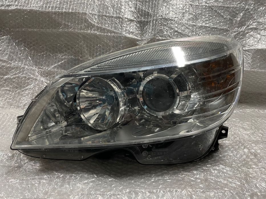 LAMPA LEWA ZWYKŁA SOCZEWKA H7 MERCEDES BENZ C KLASA W204 PRZED LIFTEM A2048208361
