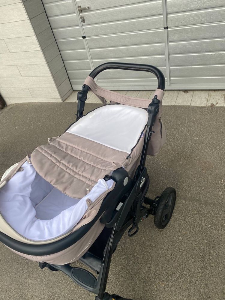 Продам коляску САМ 3 в 1